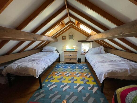 2 bed Cottage for sale Image 11