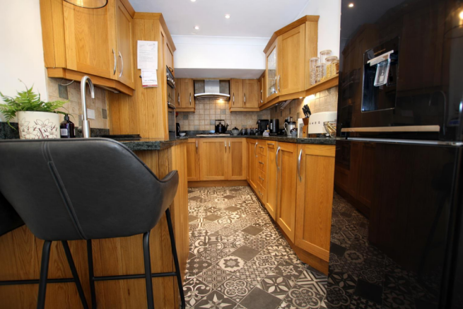 Kitchen / Breakfast Room