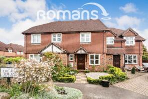 2, The Alders, The Green, Badshot Lea, Farnham GU9 9NR
