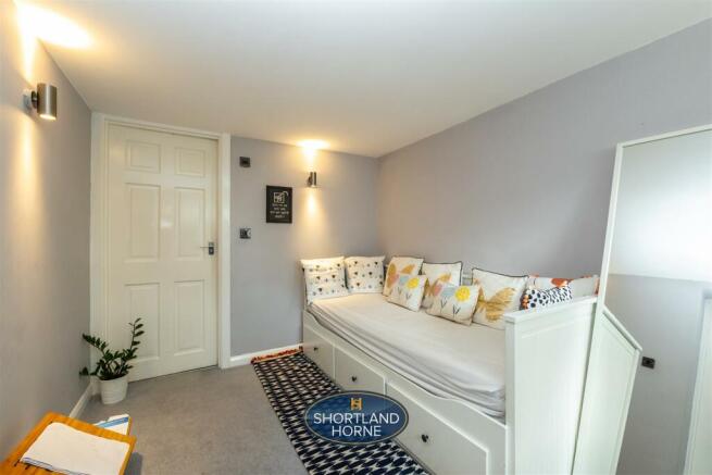 GF BEDROOM 1.jpg
