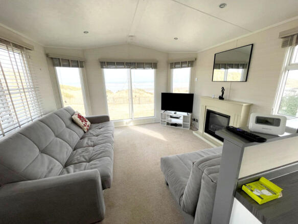 2 bed Caravan for sale Image 2