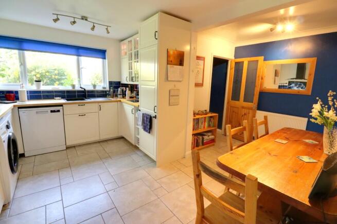 KITCHEN/DINER