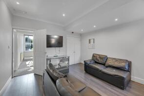 128, Queens Road, Highfield, Sheffield S2 4DH