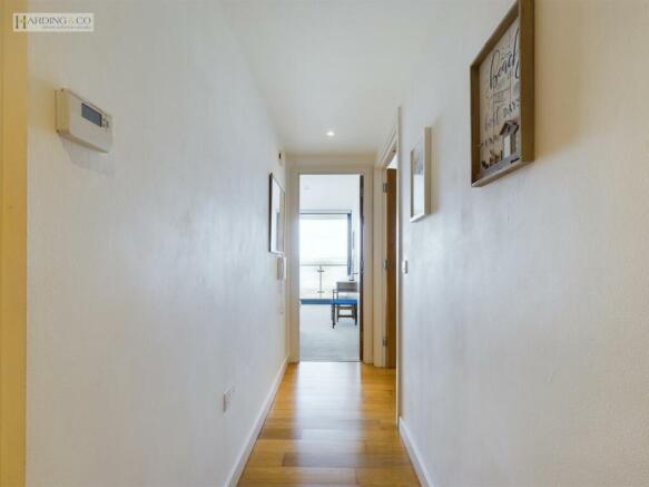 Hallway .2.jpg