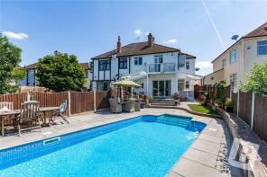 158, Abbs Cross Lane, Hornchurch RM12 4XR