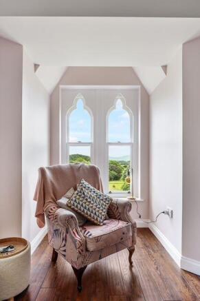 3 bed Penthouse for sale Image 9