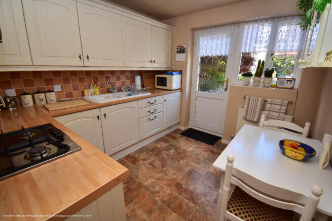 KITCHEN TOWARDS REAR