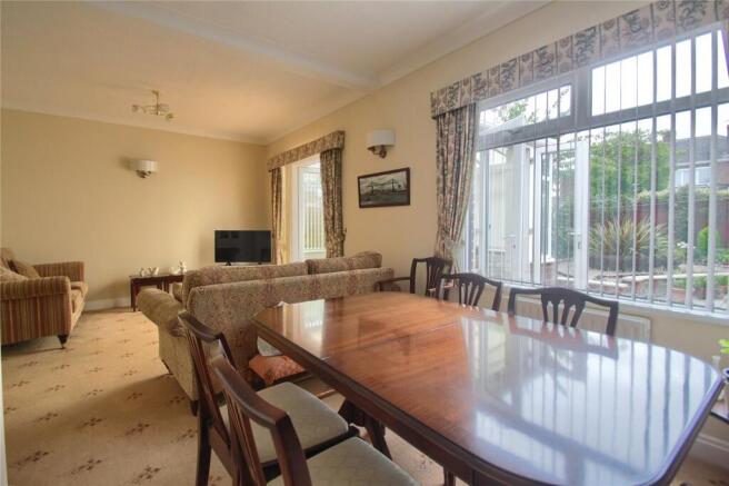 2 bed Bungalow for sale Image 9