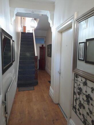 lothian-road-ts4-2hs-1062141