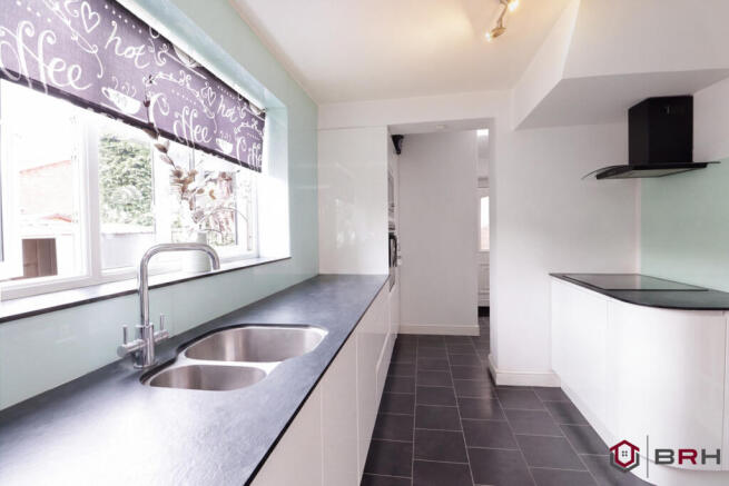 3 bed Detached for sale Image 8