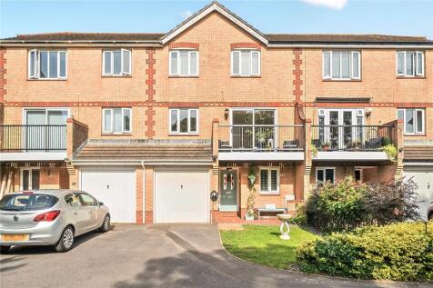 Essenhigh Drive, Worthing, West Sussex, BN13