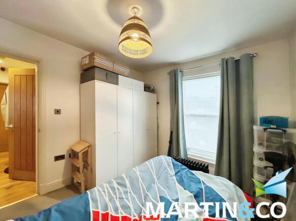 1 bed Apartment for sale Image 6