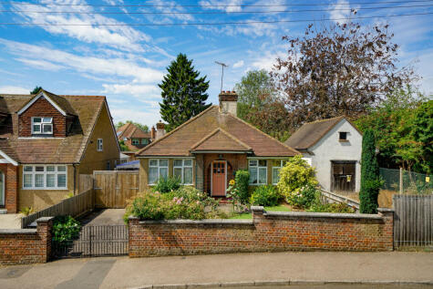 Green End Road, Boxmoor, Hertfordshire, HP1 1QR