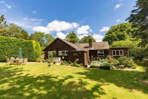 Beeches Lodge, Butcherfield Lane, Hartfield TN7 4LB