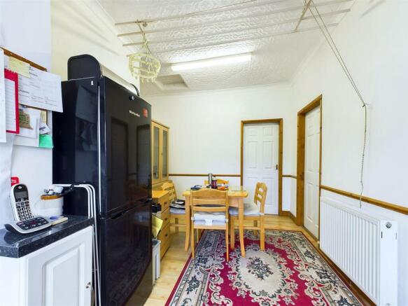 Kitchen/Dining room