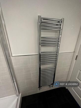 En Suite Towel Rail