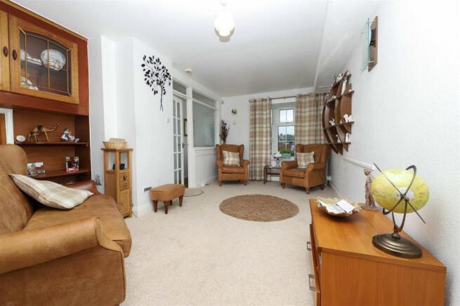 Living/dining room