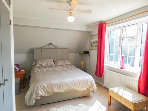 Bed 1.JPG