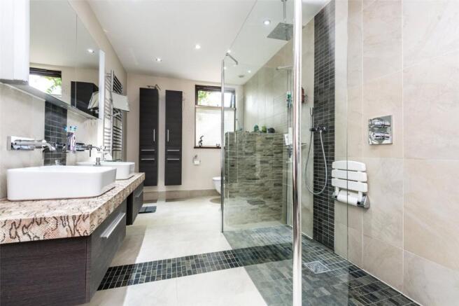 Ensuite