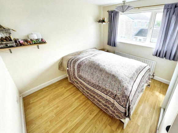3 bed Semi-Detached for sale Image 10