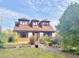 145, Manor Road, Verwood BH31 6DX