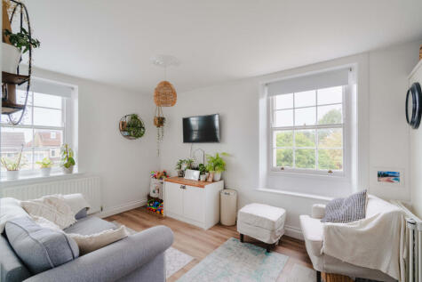 Grange Court, Hanham