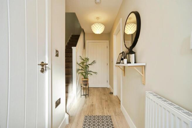 3 bed Terraced for sale Image 6