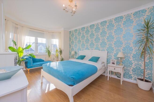 17. Bedroom 1 (1).jpg