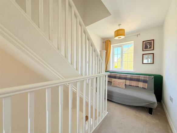 3 bed Semi-Detached for sale Image 9