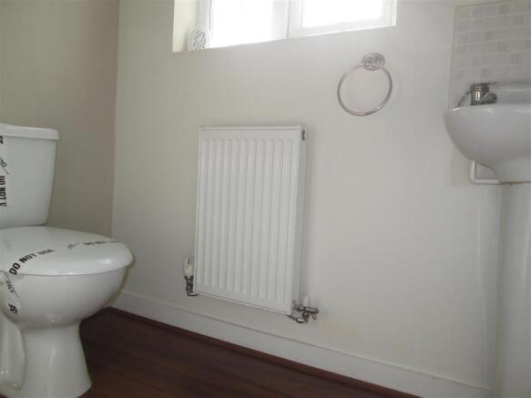 Saville Close wc.JPG