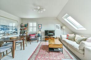 Flat 14, 2, Riggindale Road, London SW16 1QT