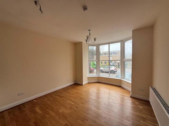 Lounge5.jpg