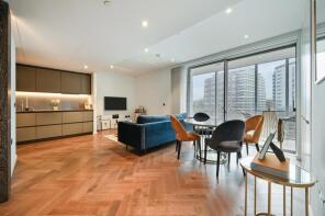 204, 4 Fladgate House, Circus Road West, London SW11 8EU