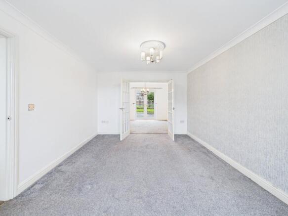 4 bed Detached for sale Image 5
