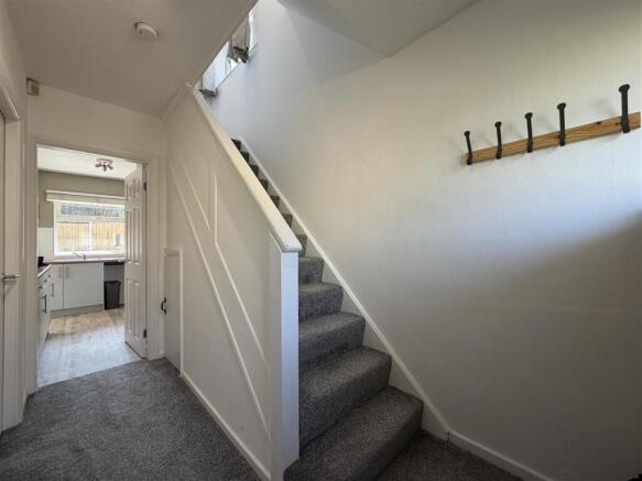 3 bed Semi-Detached for sale Image 9