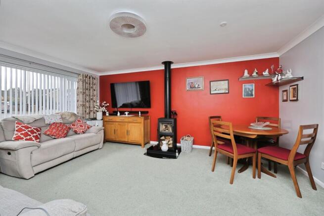 Walnut Close, Foulden photo 3