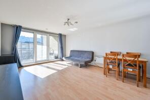 9, Greenfell Mansions, Glaisher Street, London SE8 3EU