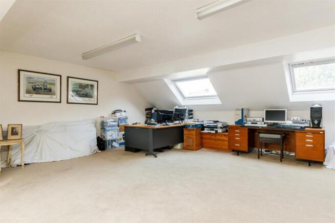 8278176-interior01.jpg