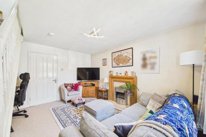 2 bed Semi-Detached for sale Image 4