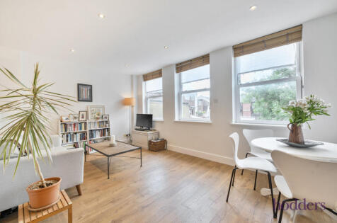 Chertsey, Surrey, KT16