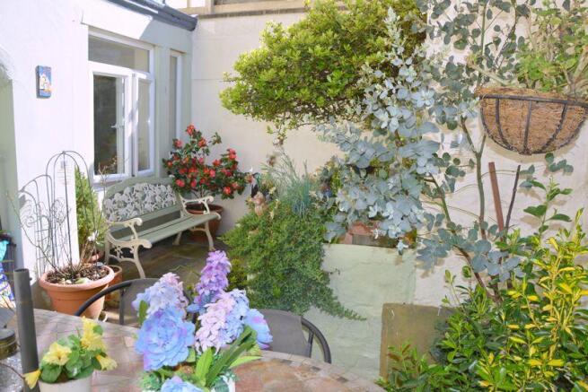 Courtyard Garden