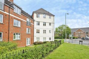 15, Rostron Close, Southampton SO18 3AF