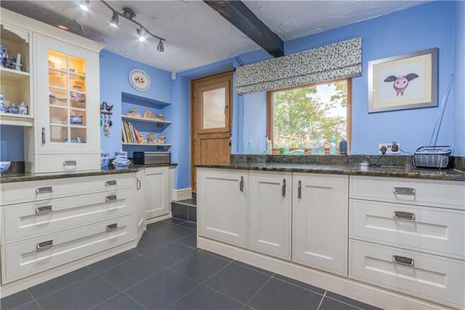 5 bed Barn Conversion for sale Image 6