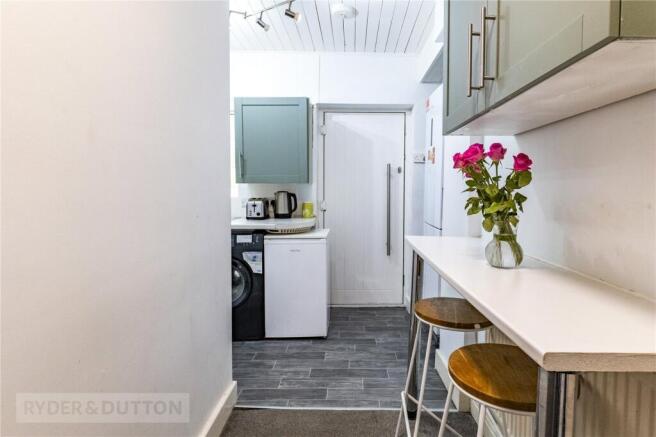2 bed Terraced for sale Image 5