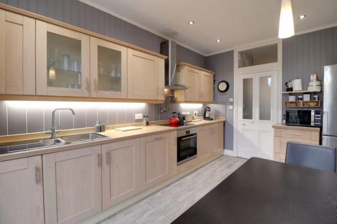 Kitchen/Breakf...