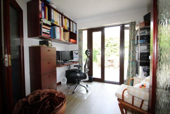 Photo 6
