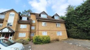 45, Rochester Drive, Watford WD25 9BJ