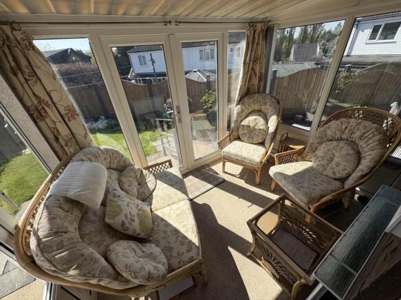 3 bed Bungalow for sale Image 11