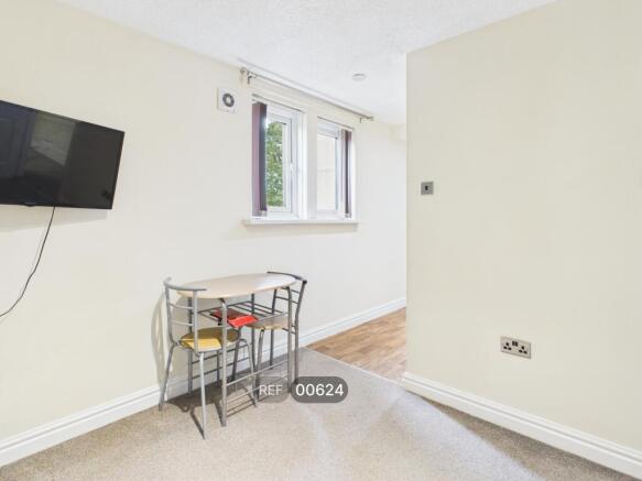Kitchen/Living area