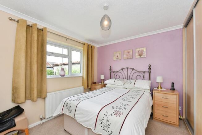 2 bed Bungalow for sale Image 9